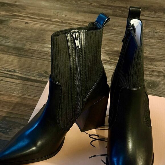 Wild Pair Trinity Pointed-Toe Pull-on Knit Dress Booties Black Smooth Size 7 New - Picture 5 of 7